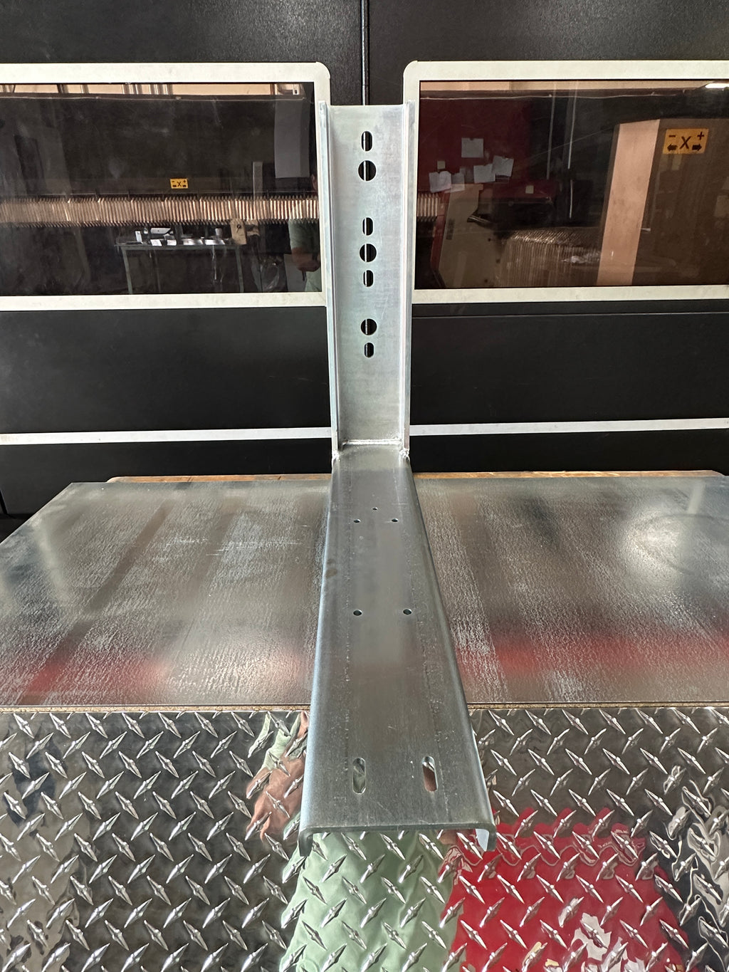 WE-L-Mount Brackets