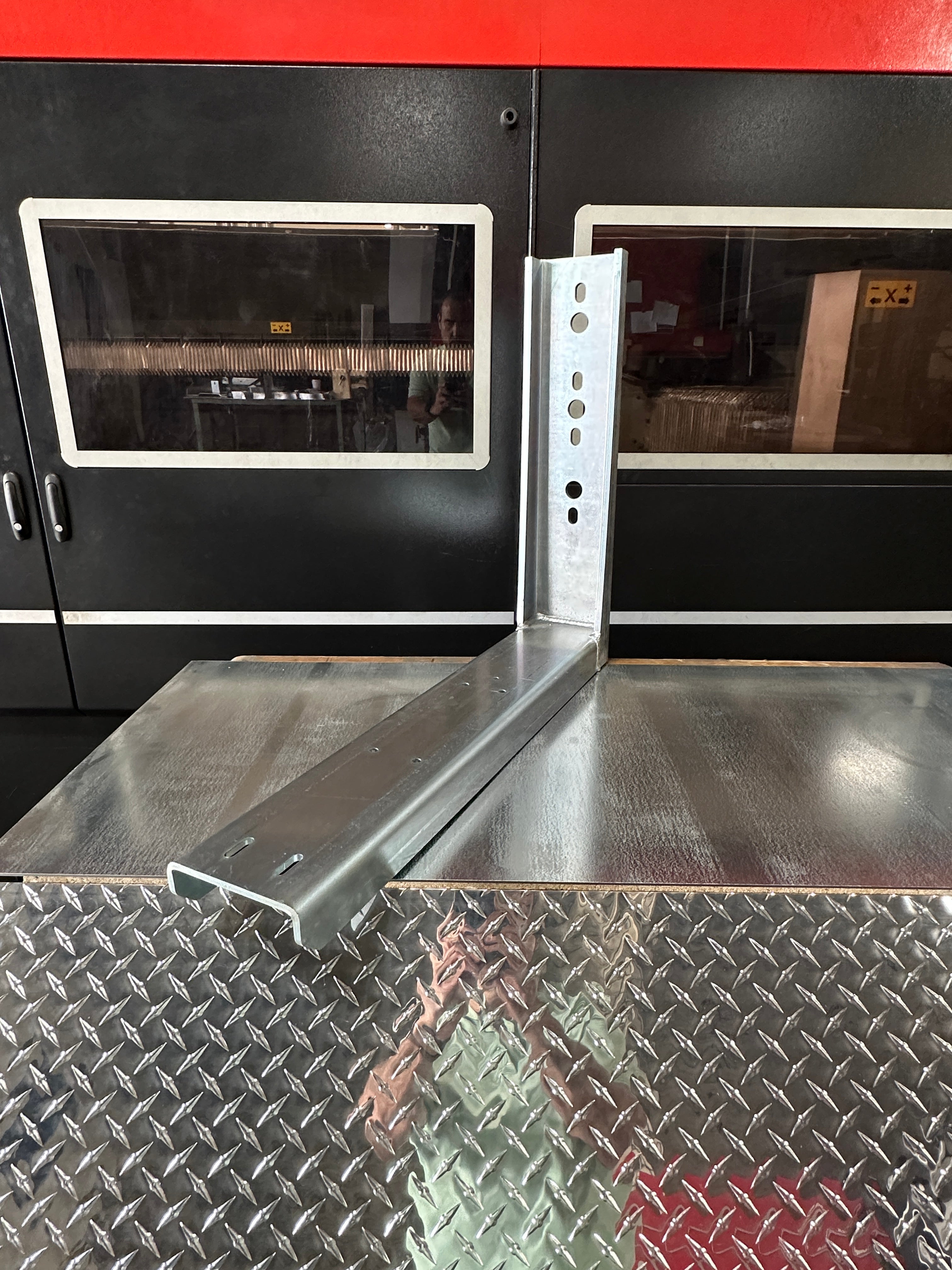 WE-L-Mount Brackets