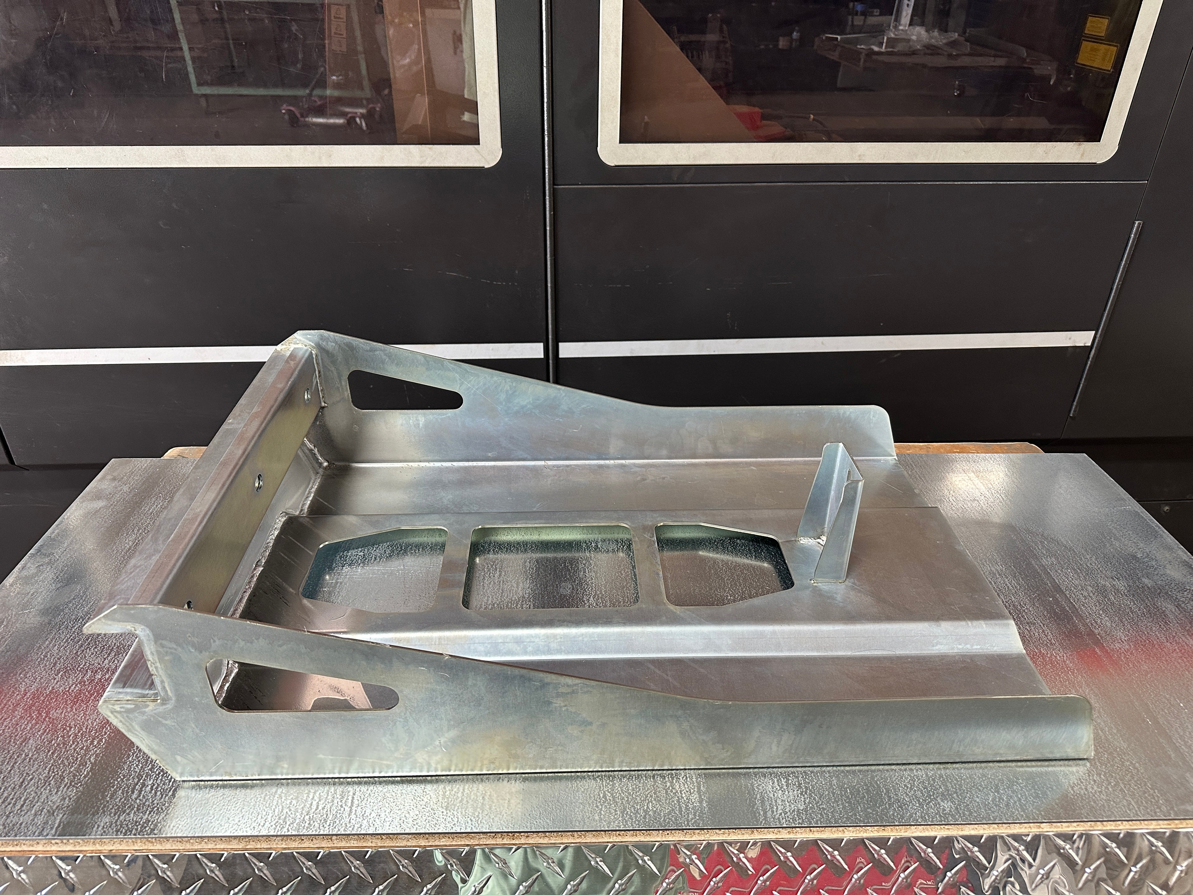 Steel Go Jack Bracket