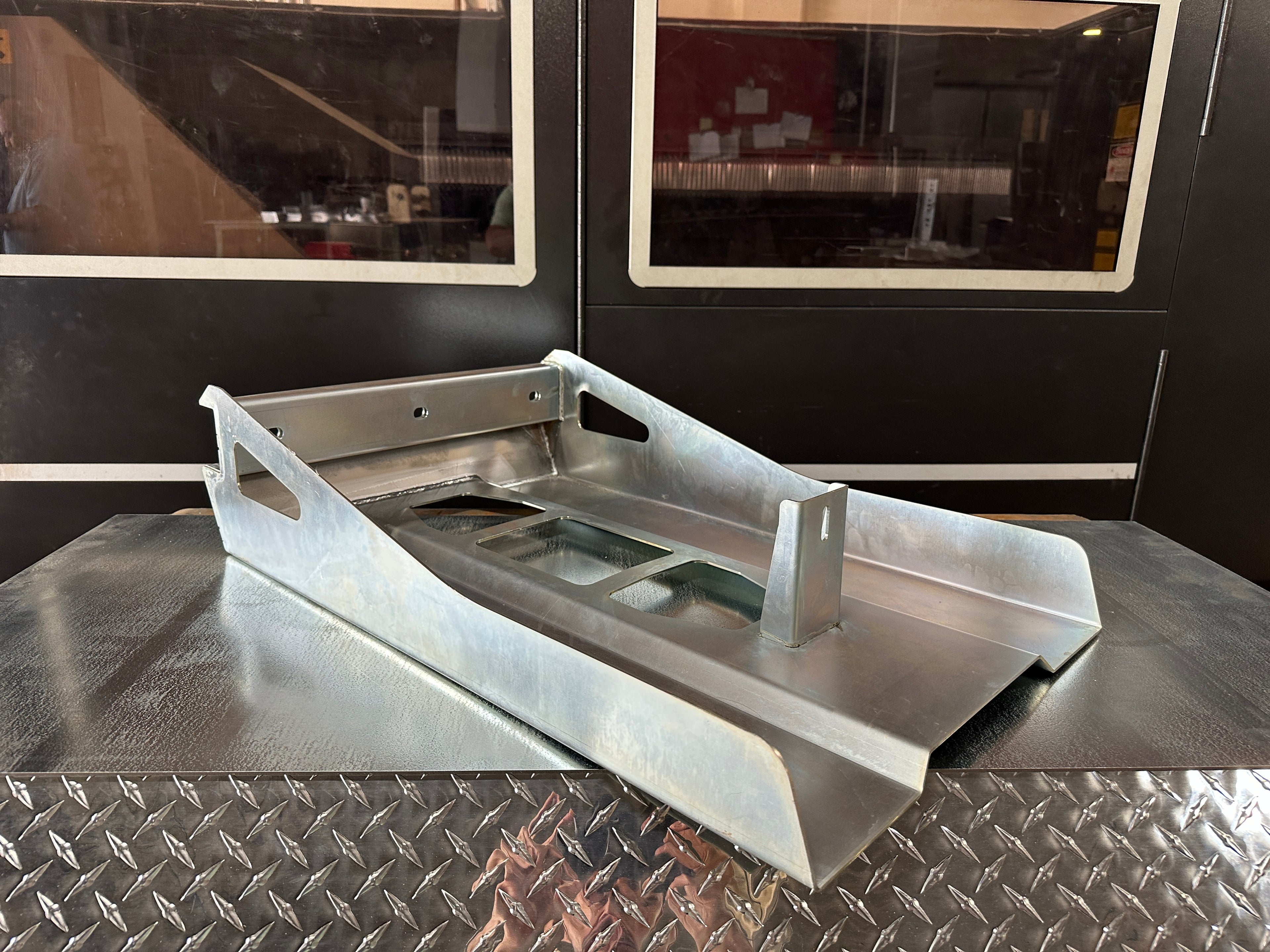 Steel Go Jack Bracket