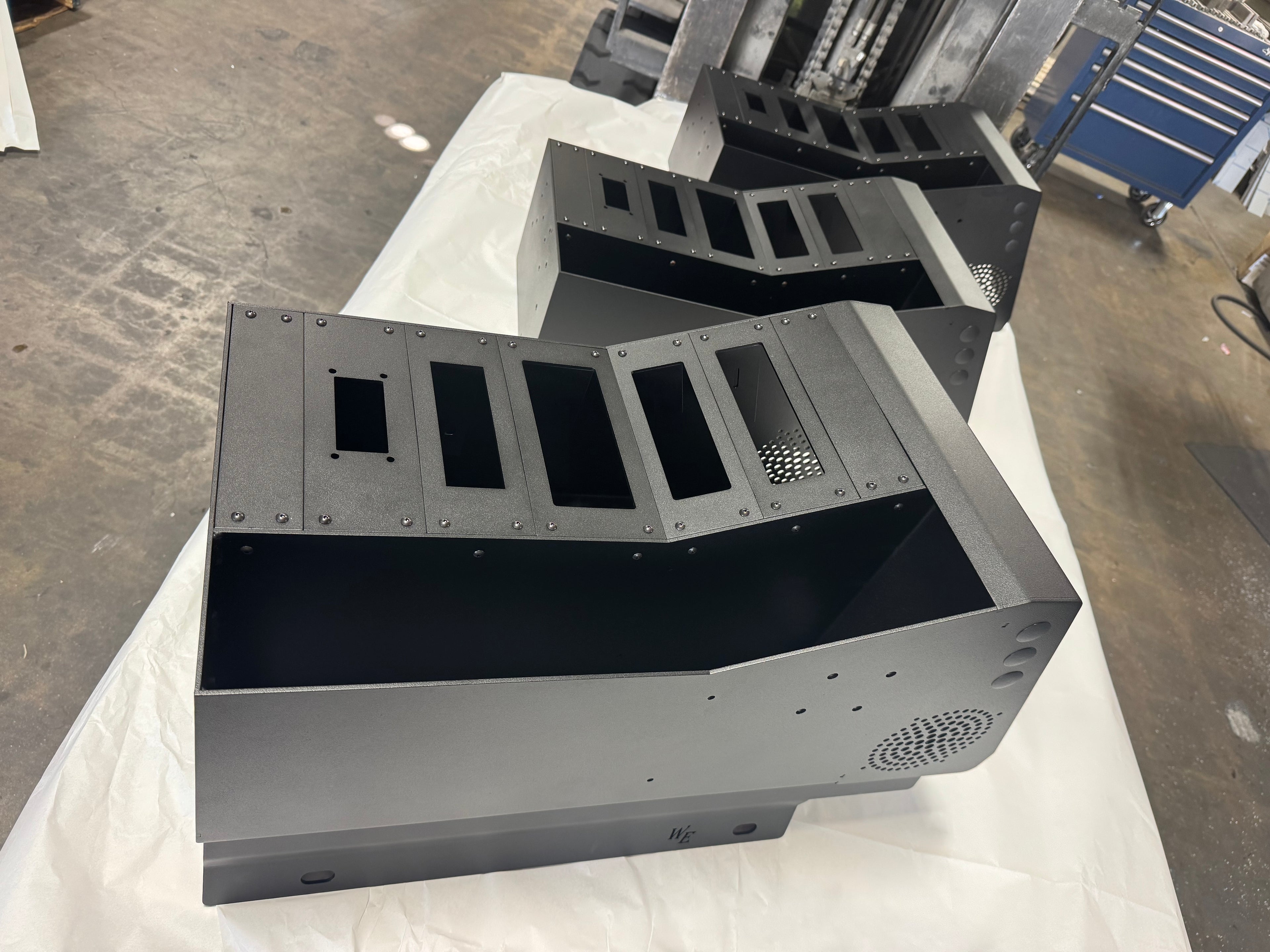 WE - Center Consoles with base & face plates